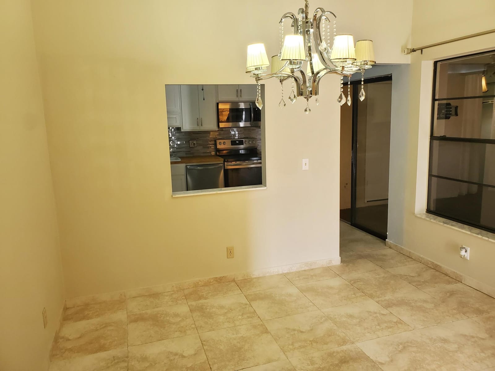 4327 Willow Brook Circle — photo 9