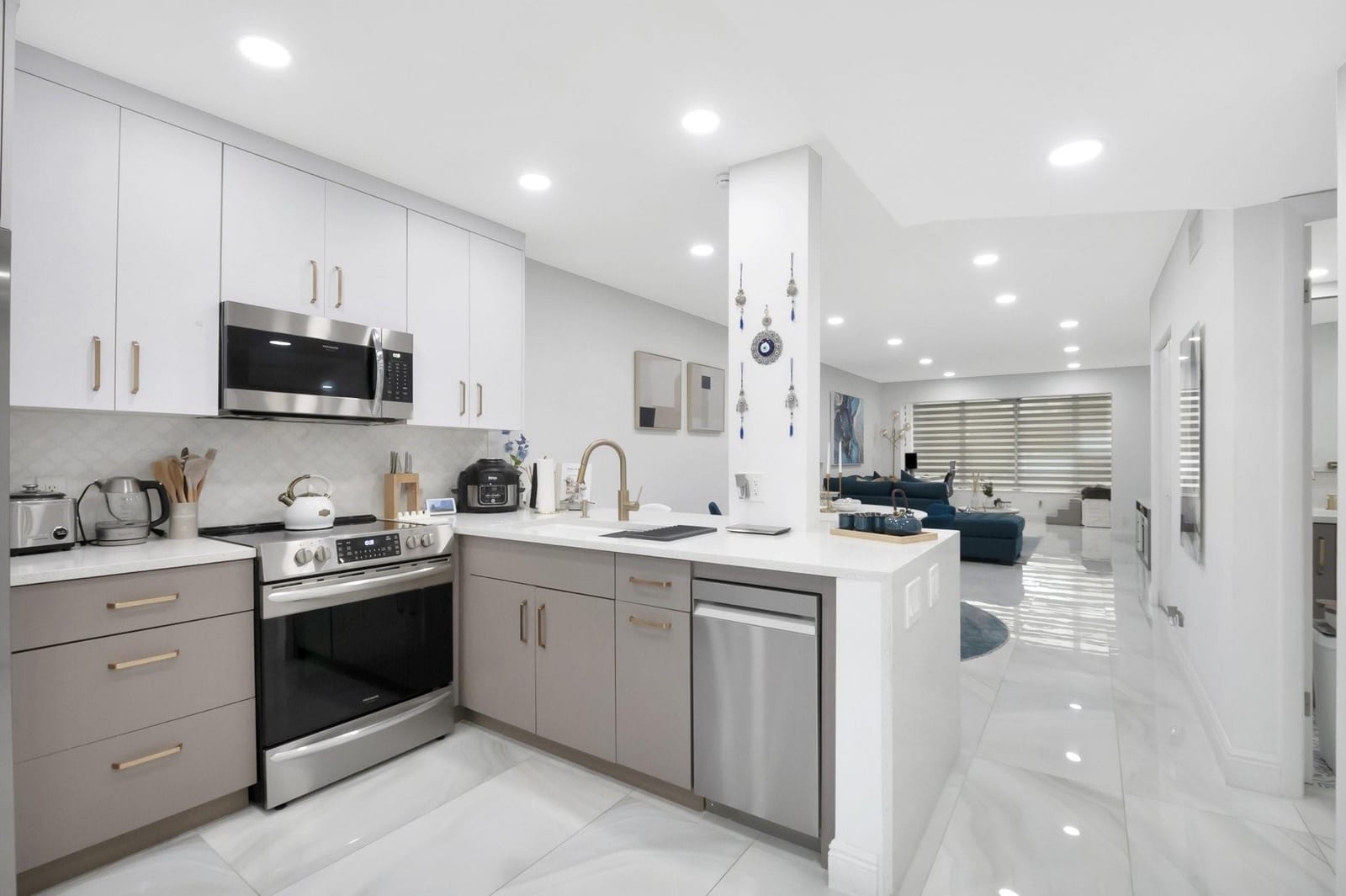 2840 SW 22nd Avenue 306, Delray Beach, FL 33445 photo 5