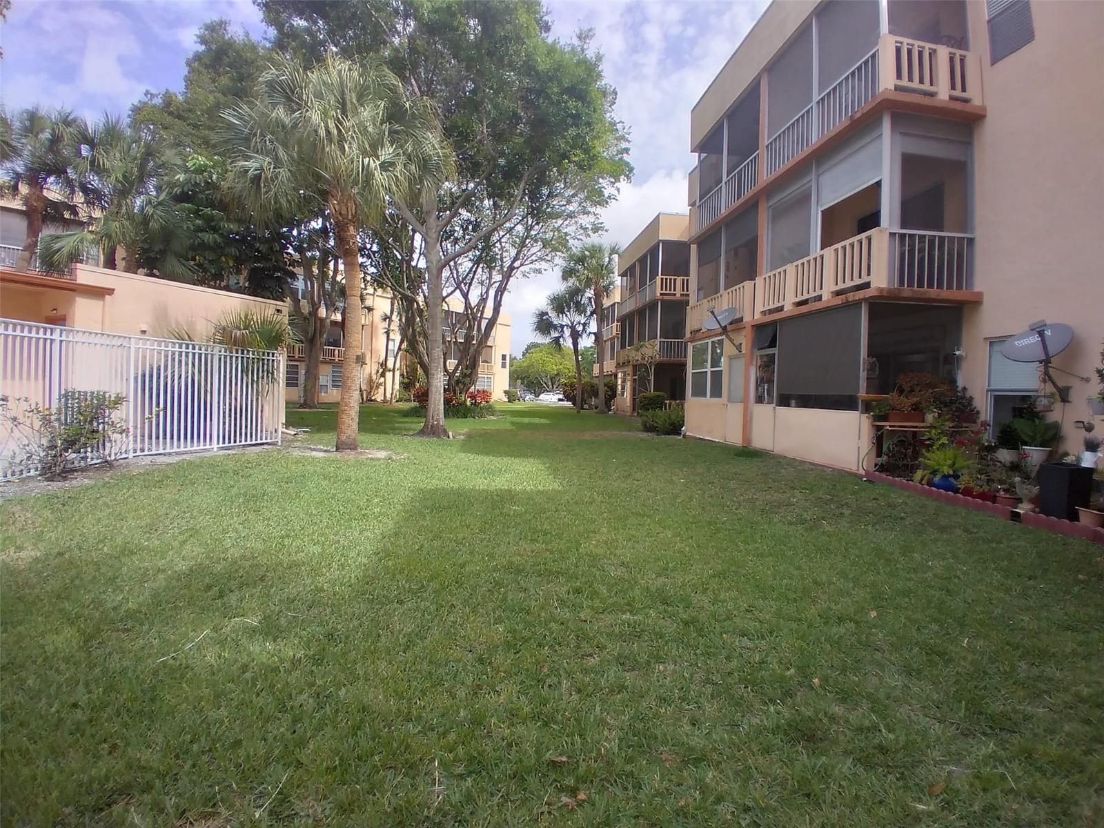 8390 Lagos De Campo Boulevard 203, Tamarac, FL 33321 photo 30