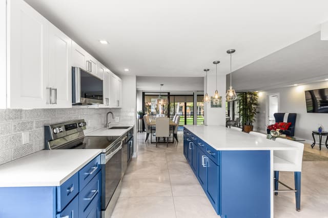 11205 Green Lake Drive 201, sold in Green Lakes Condo 1 Thru 21 Or3248p1, Boynton Beach, FL