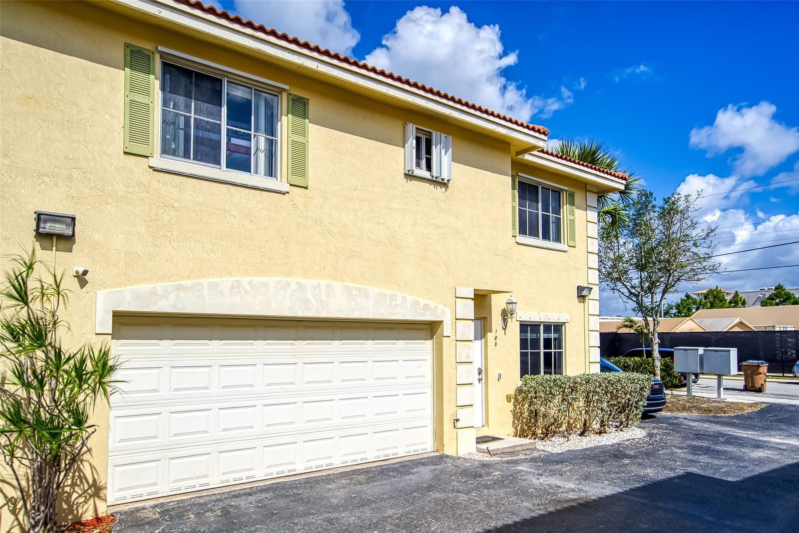 180 SE 2nd Street 180, Deerfield Beach, FL 33441
