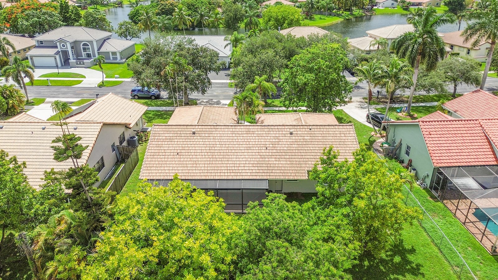5450 Hawkes Bluff Avenue, Davie, FL 33331
