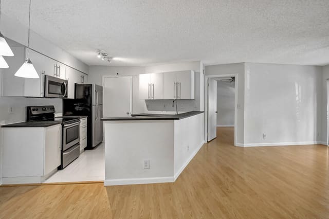 9999 Summerbreeze Drive 1005, sold in Summerbreeze Condo, Sunrise, FL