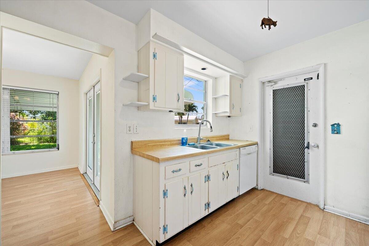 1423 Shirley Court N, Lake Worth, FL 33461 photo 14