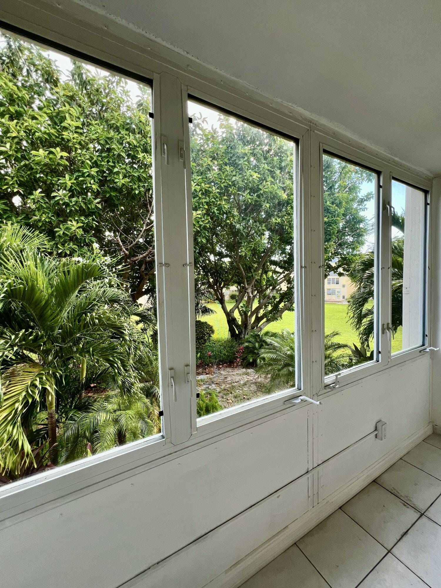2601 NE 3rd Court 2040, Boynton Beach, FL 33435 photo 5