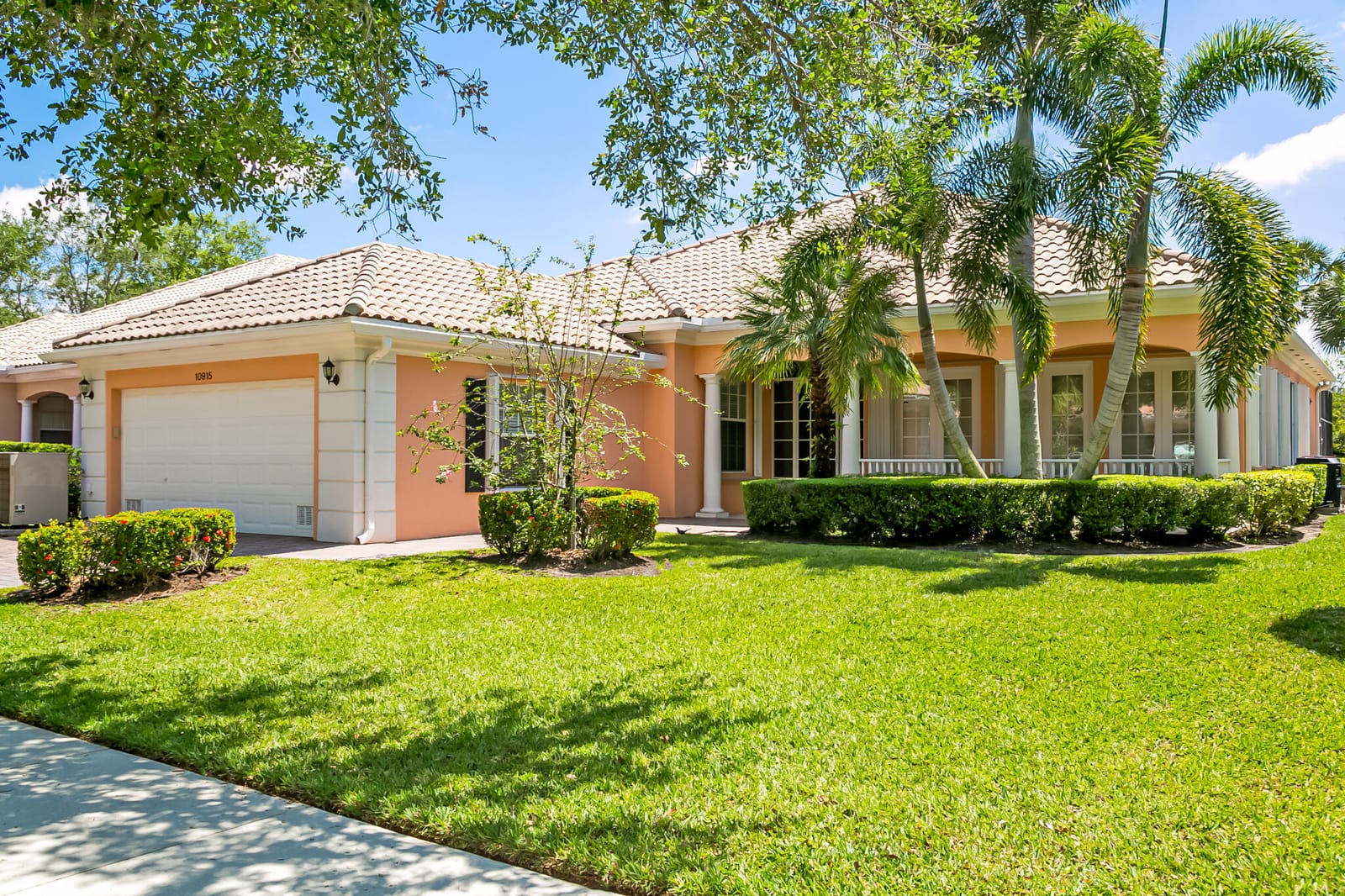 10915 SW Hartwick Drive, Port St. Lucie, FL 34987