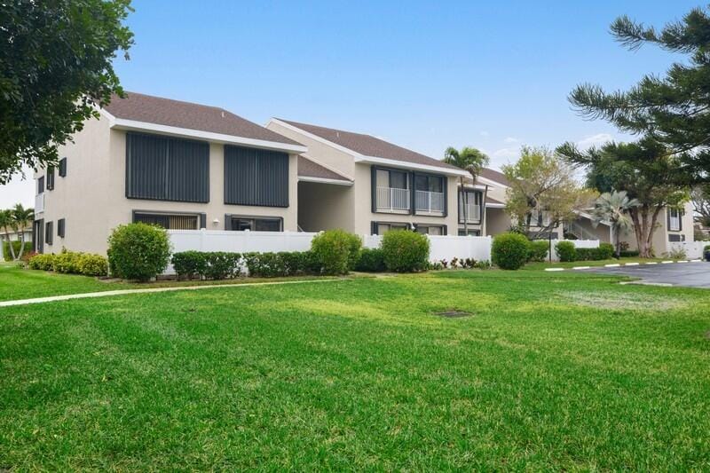 3215 S Lakeview Circle 12-103, Hutchinson Island, FL 34949 photo 24
