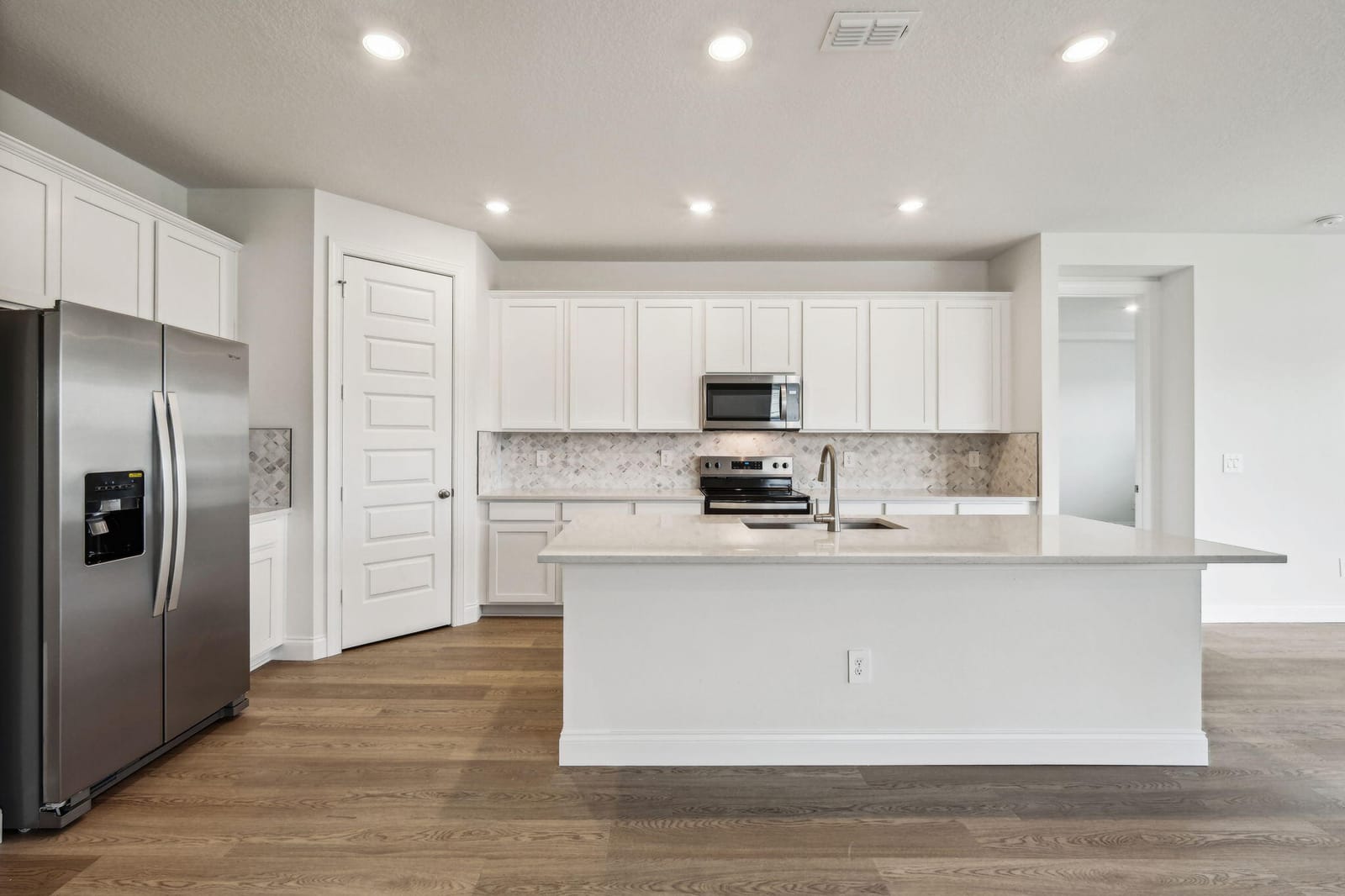 9062 Dahlia Circle — photo 10