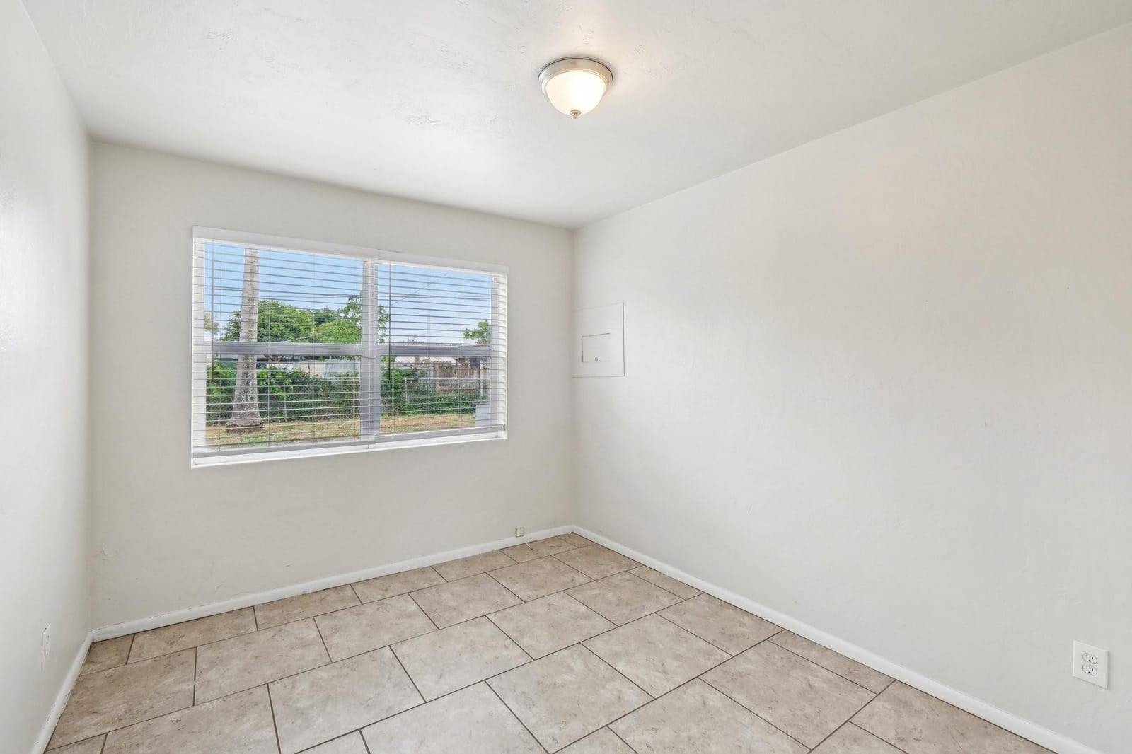 744 Dogwood Road, West Palm Beach, FL 33409 photo 13