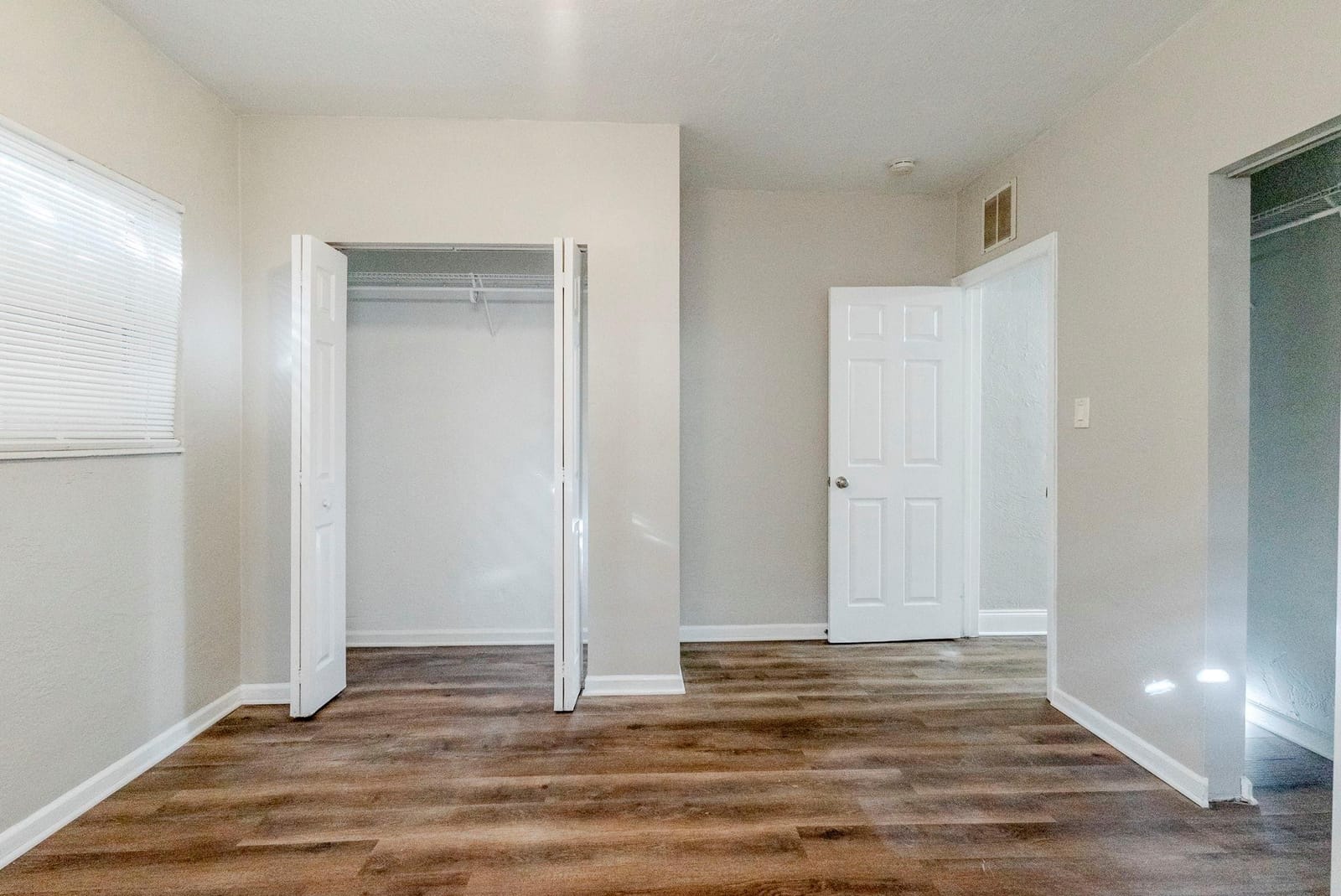 734 SW 4th Street — photo 11