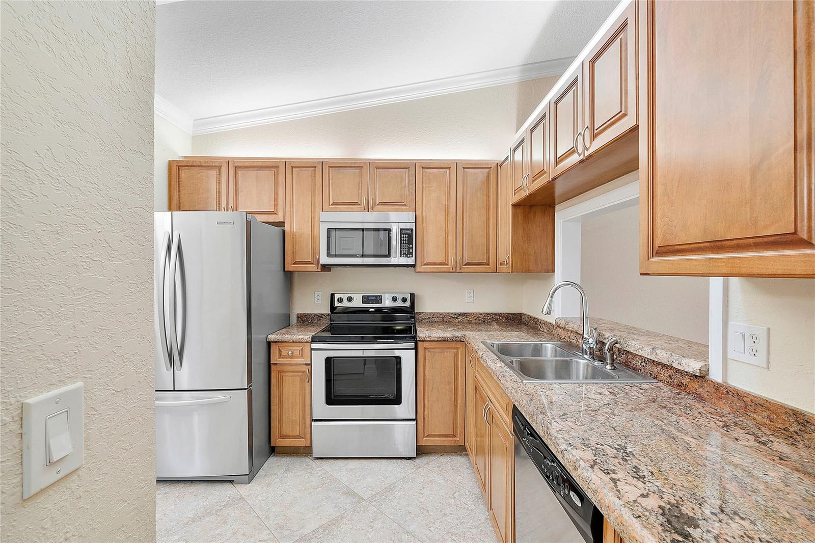 120 Sausalito Drive, Boynton Beach, FL 33436 photo 9