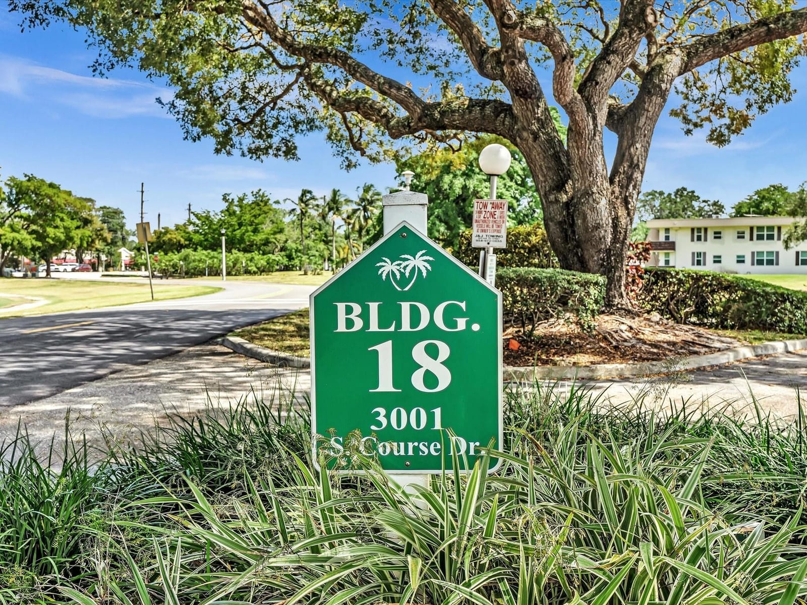 3001 S Course Drive 509 — photo 4