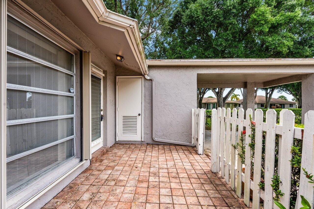 6835 Moonlit Drive, Delray Beach, FL 33446 photo 4