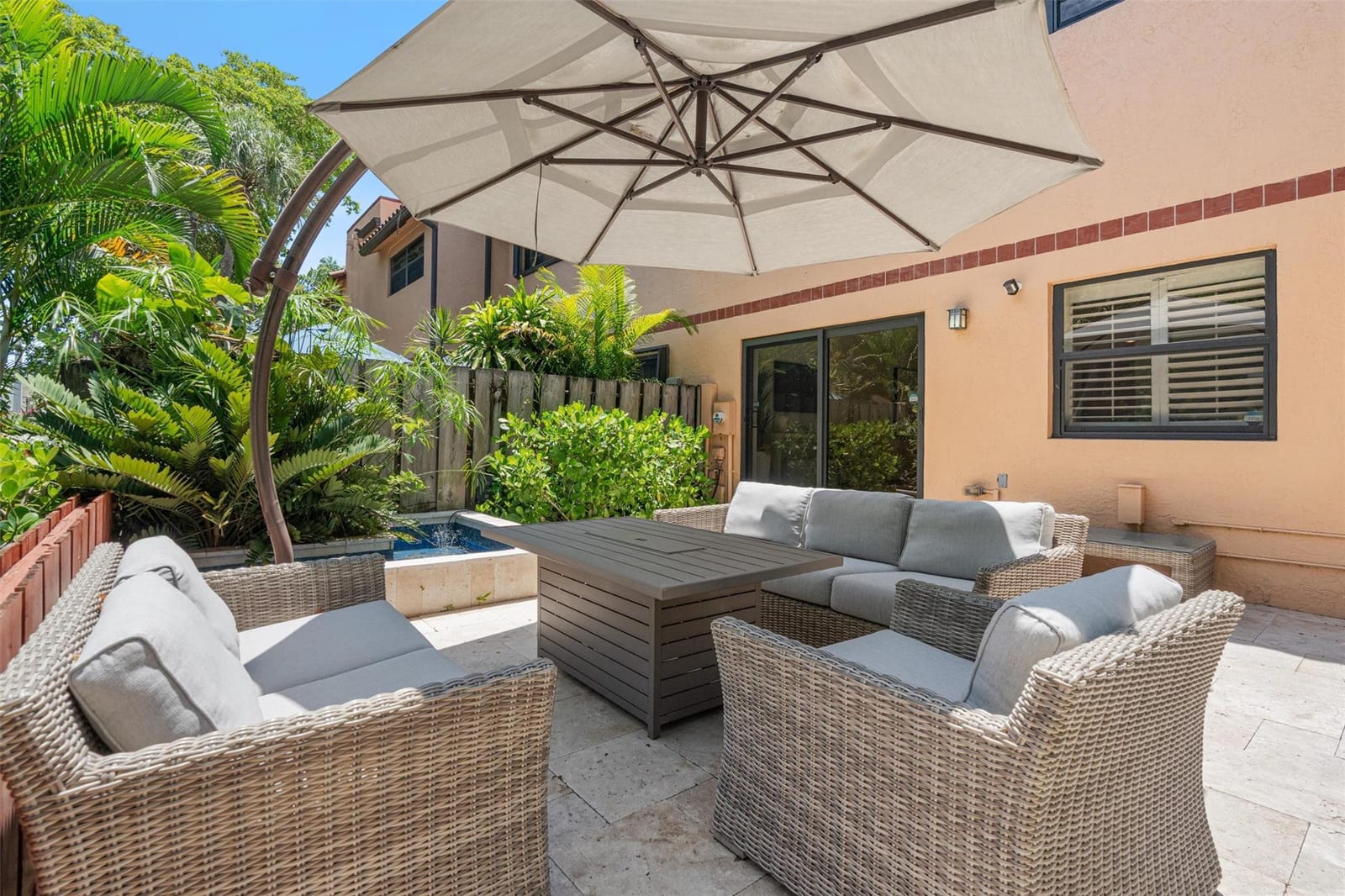 281 NE 16th Place 401, Fort Lauderdale, FL 33305 photo 25