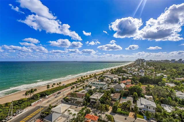 1901 N Ocean Boulevard TH-D, sold in Shore Club Condo, Fort Lauderdale, FL
