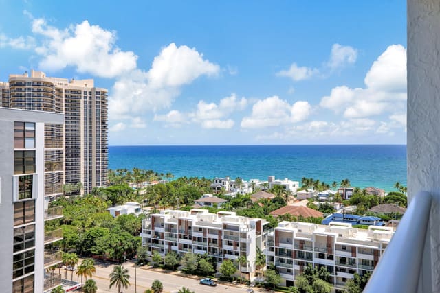 3015 N Ocean Boulevard 17b, Berkley South, Fort Lauderdale, FL