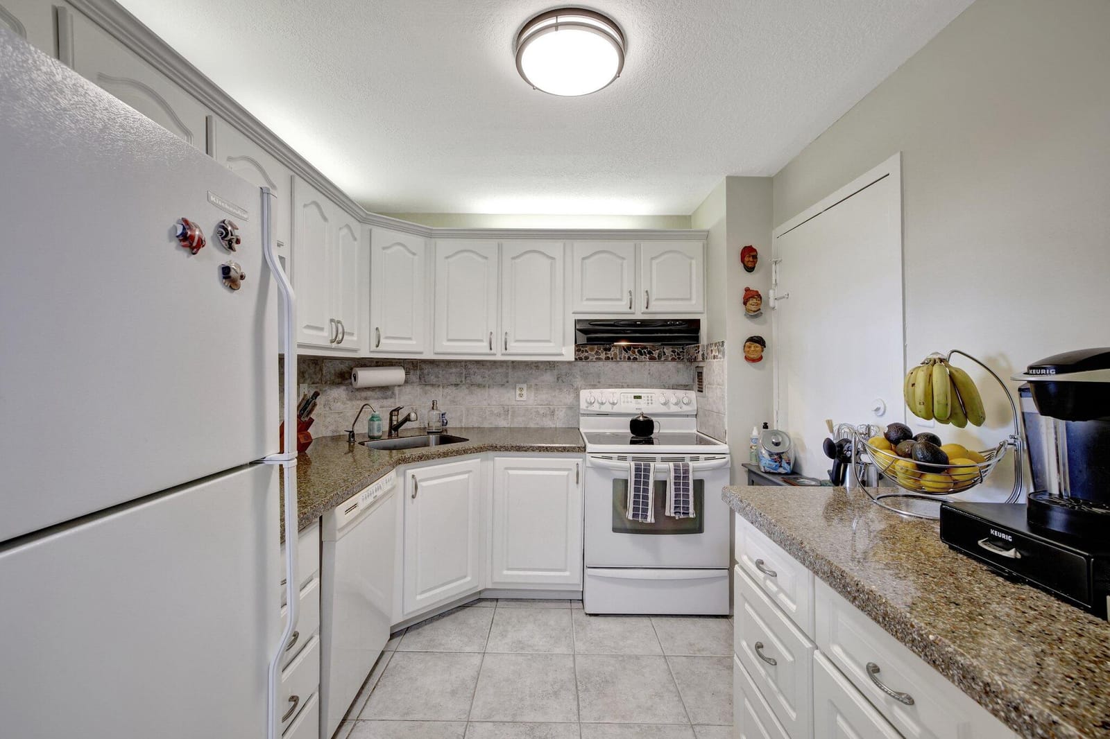 3015 N Ocean Boulevard 17b — photo 11