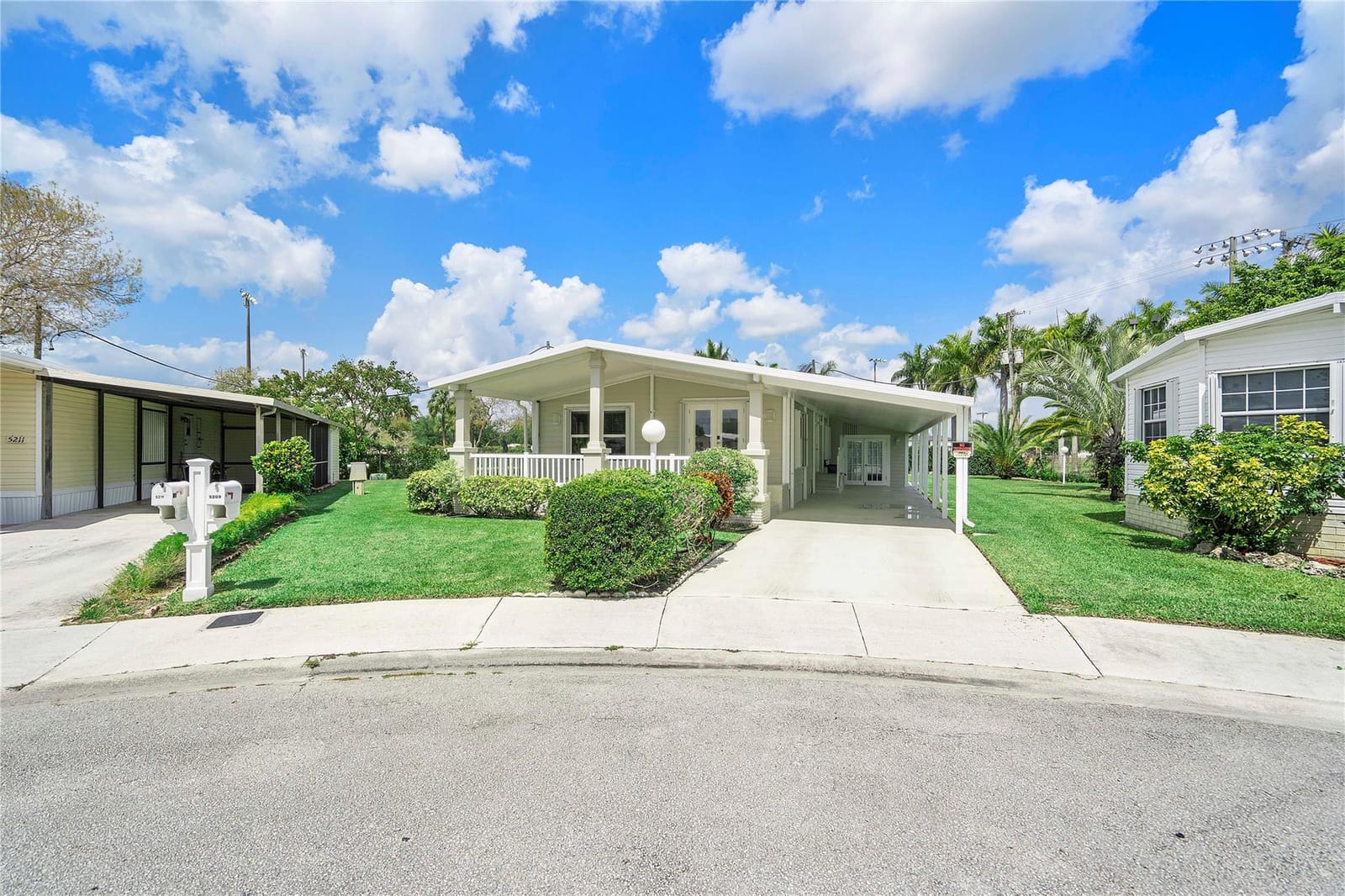 5209 SW 29th Terrace, Fort Lauderdale, FL 33312