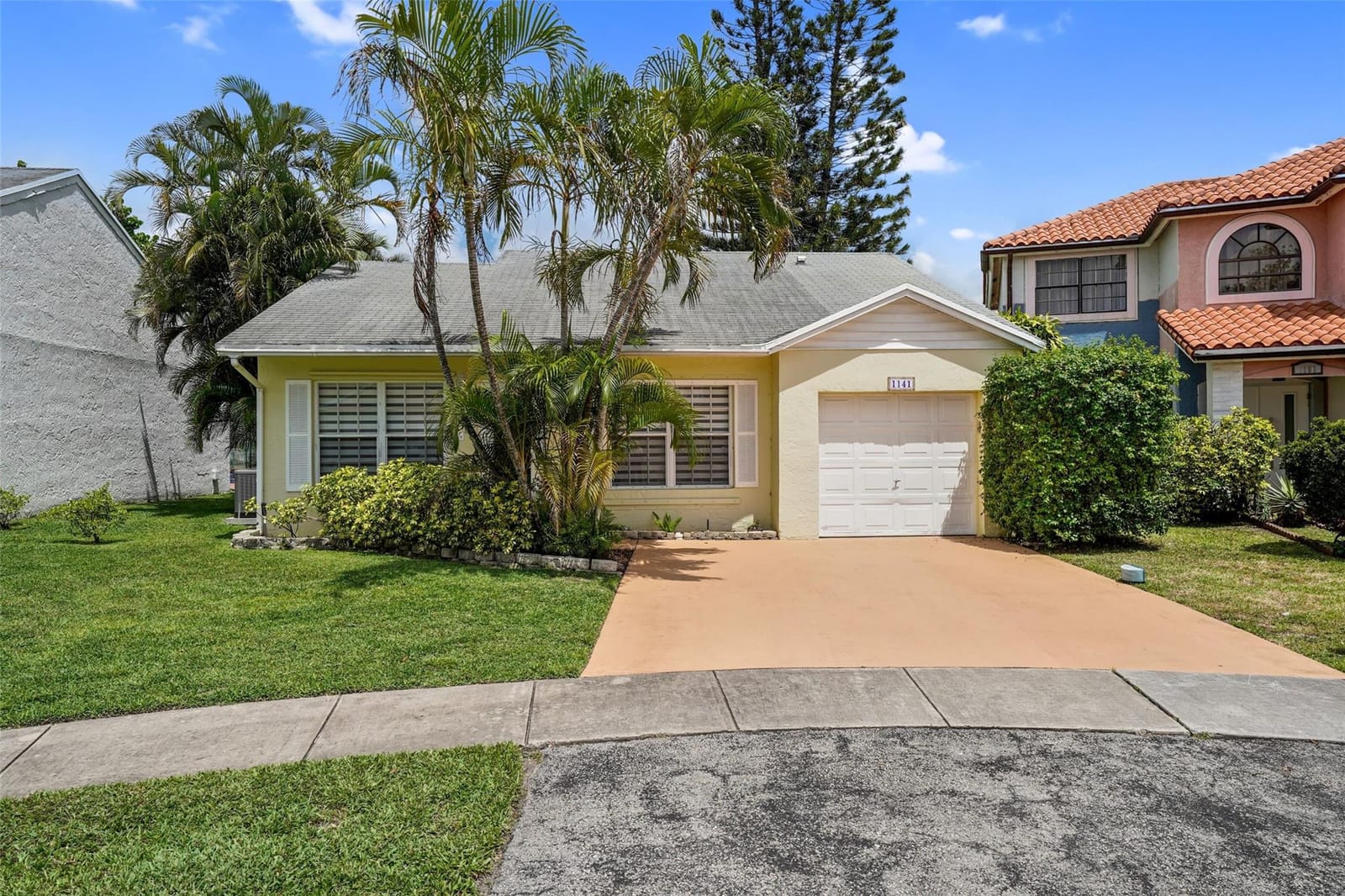 1141 SW 87th Terrace, Pembroke Pines, FL 33025