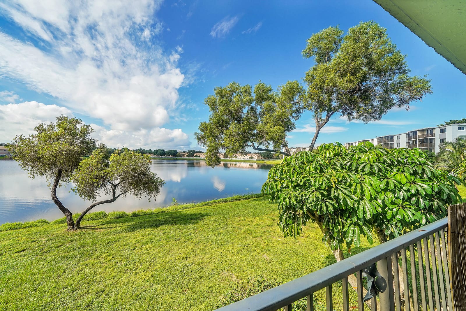 8600 N Sherman Circle 203, Miramar, FL 33025
