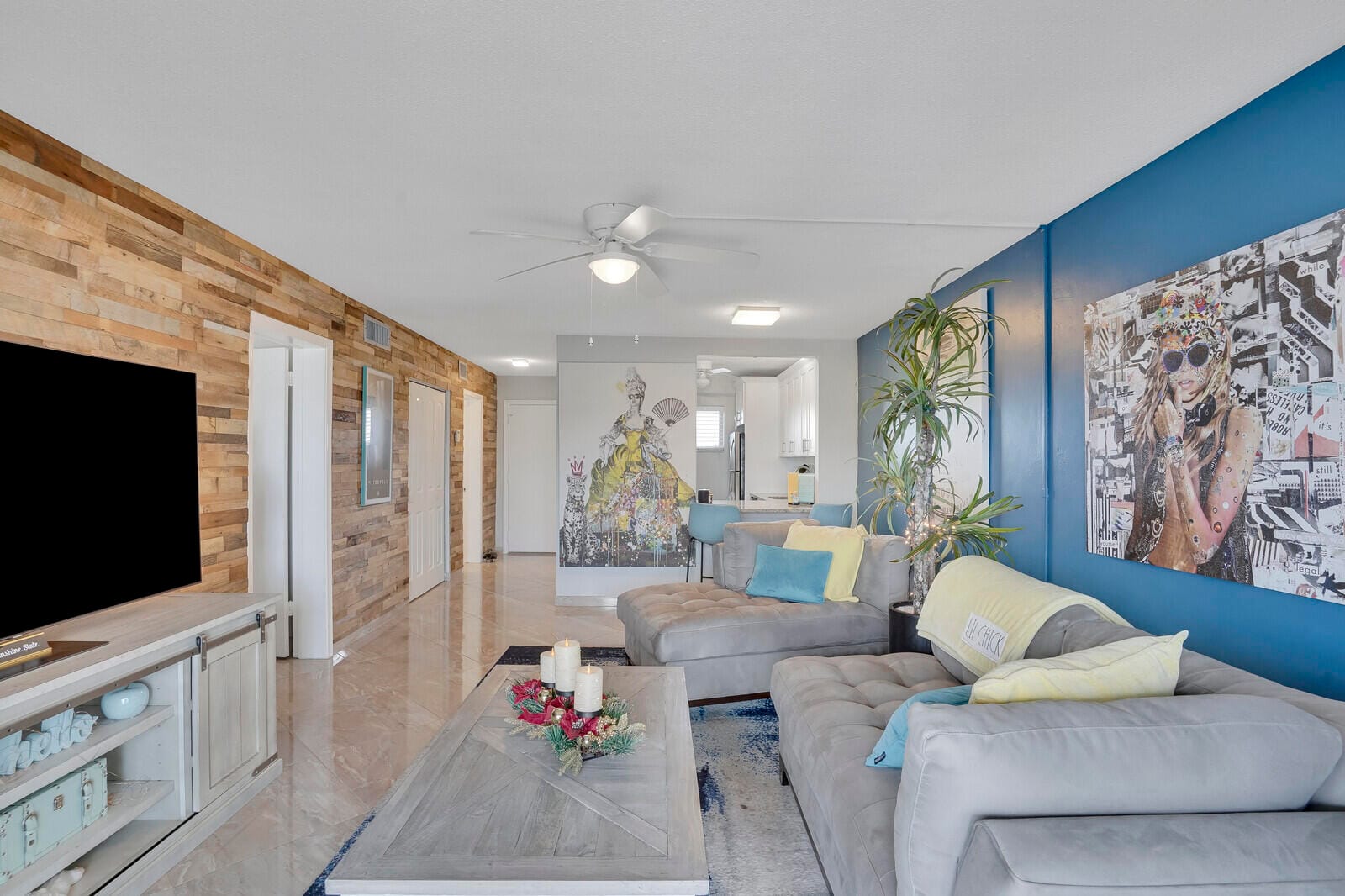 2724 N Garden Drive 302 — photo 12