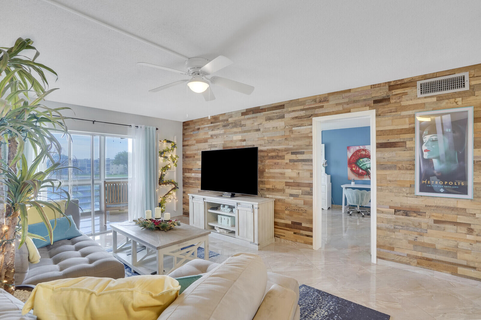 2724 N Garden Drive 302, Lake Worth, FL 33461, Lake Worth
