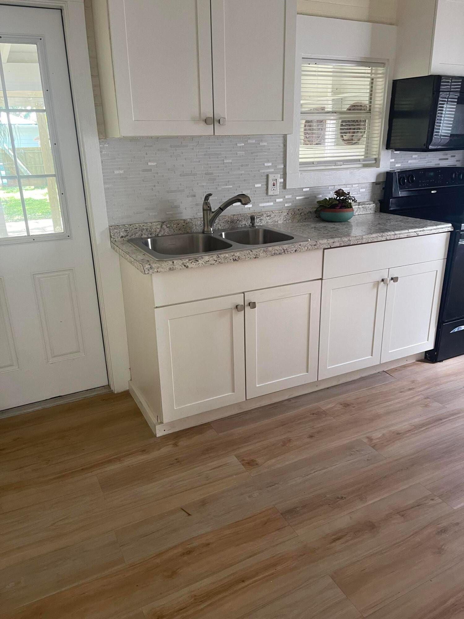 803 Citrus Avenue — photo 8