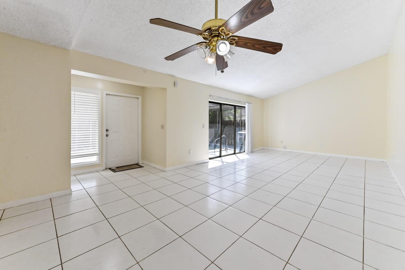 4326 S Landar Drive, Lake Worth, FL 33463 photo 6