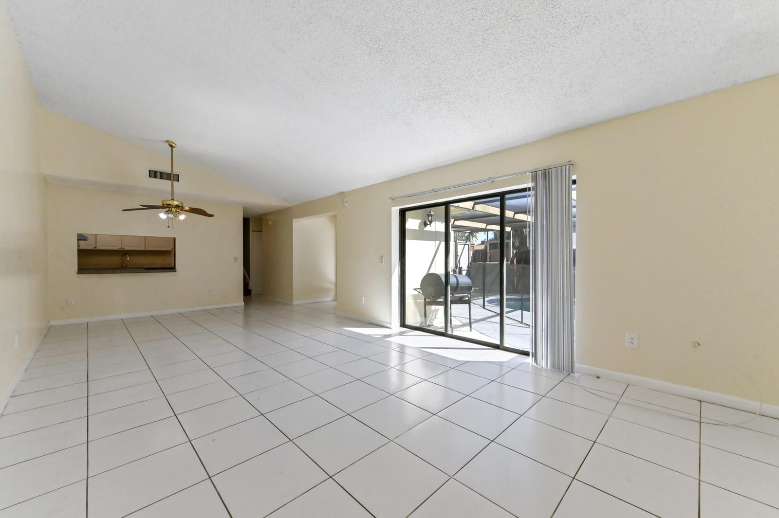 4326 S Landar Drive, Lake Worth, FL 33463 photo 8