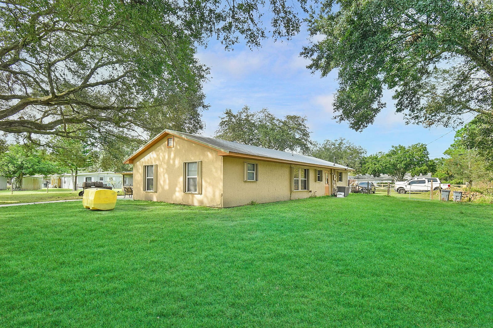 220 Emerald Avenue, Fort Pierce, FL 34945 photo 10