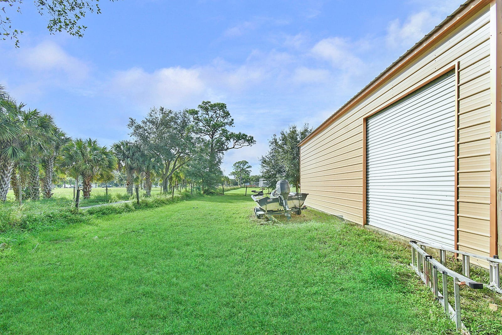 220 Emerald Avenue, Fort Pierce, FL 34945 photo 11