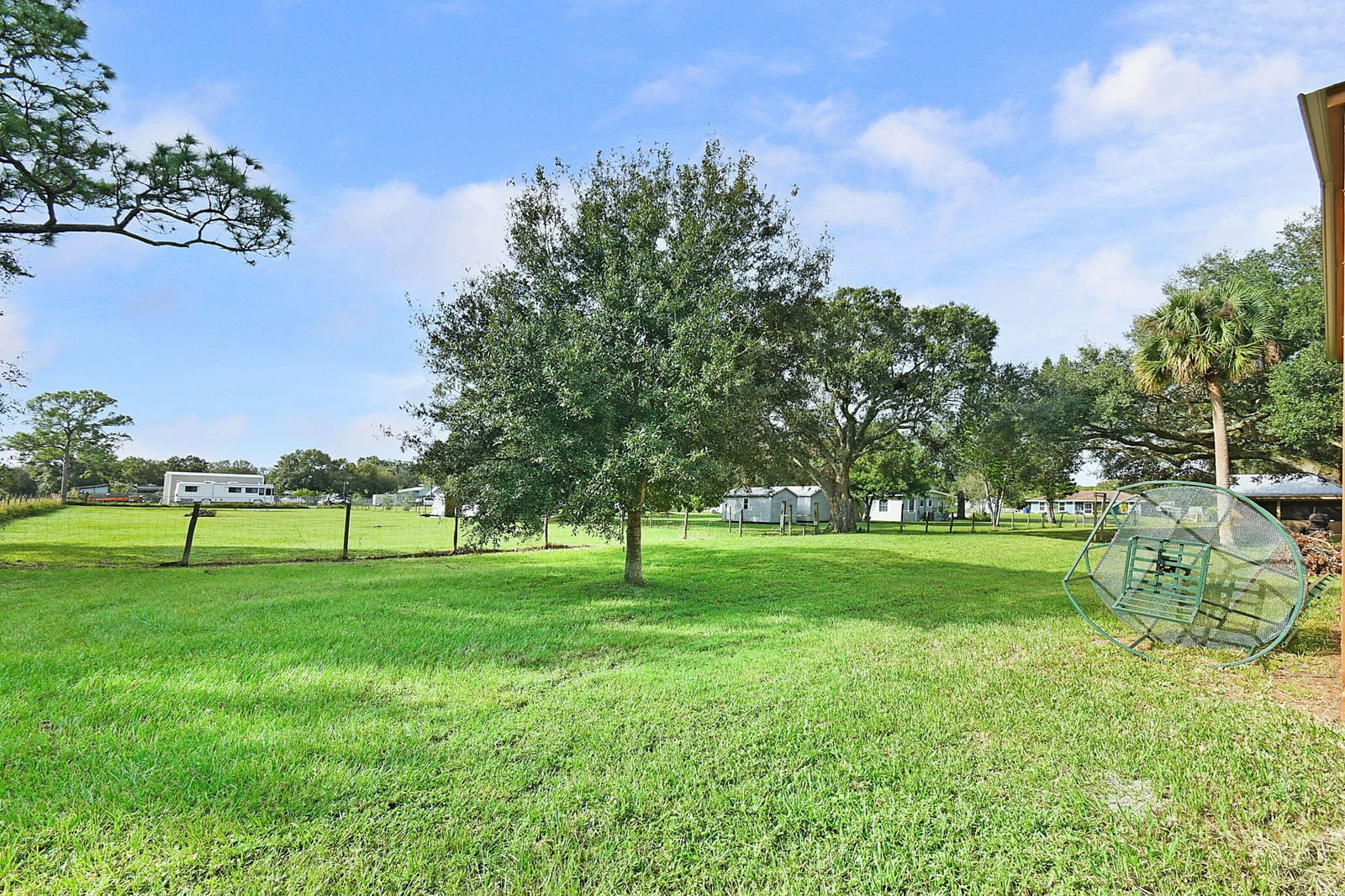 220 Emerald Avenue, Fort Pierce, FL 34945 photo 12