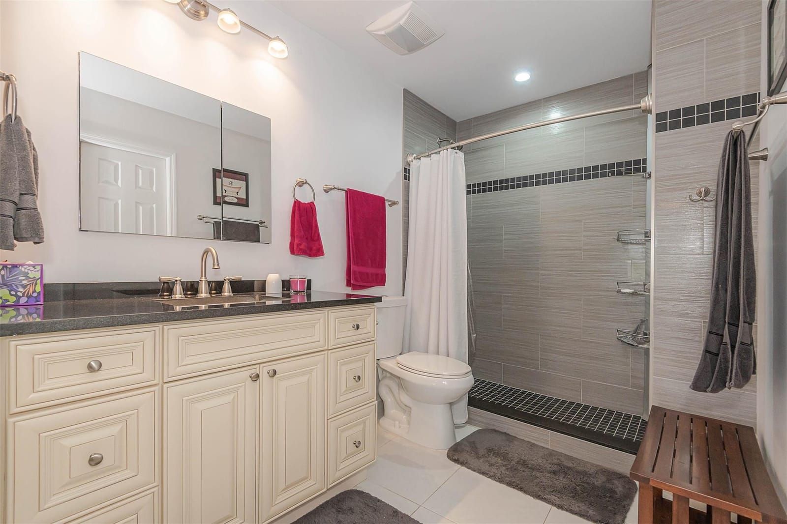 200 Diplomat Parkway 321, Hallandale Beach, FL 33009 photo 17