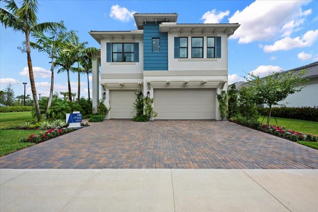 9930 Rising Wing Street, Palm Beach Gardens, FL 33412