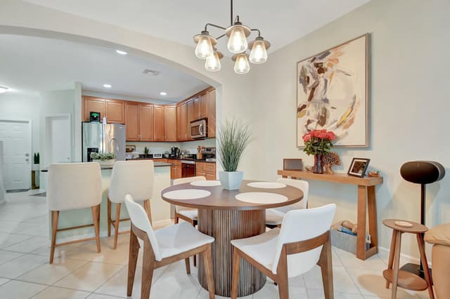 9021 Tremezzo Lane, Boynton Beach, FL 33472