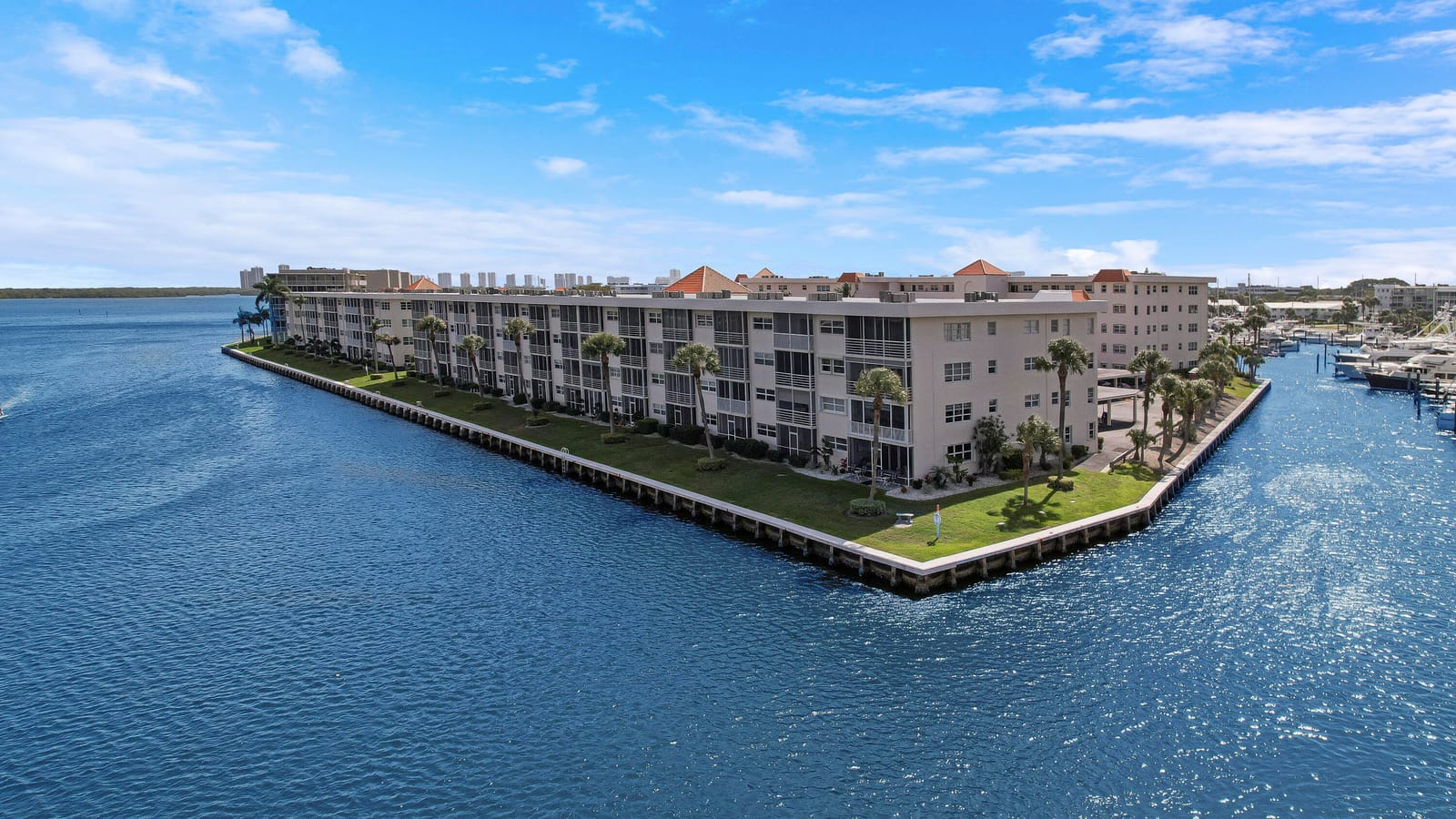 20 Yacht Club Drive 309, North Palm Beach, FL 33408 photo 5