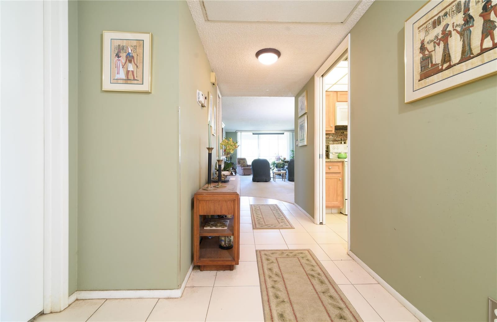 545 Oaks Lane 310 — photo 2