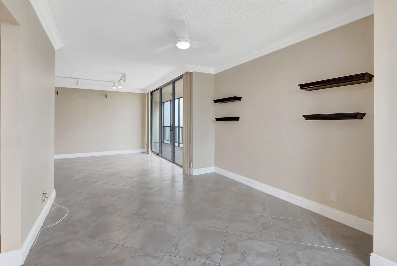 6805 Willow Wood Drive 5052, Boca Raton, FL 33434 photo 13