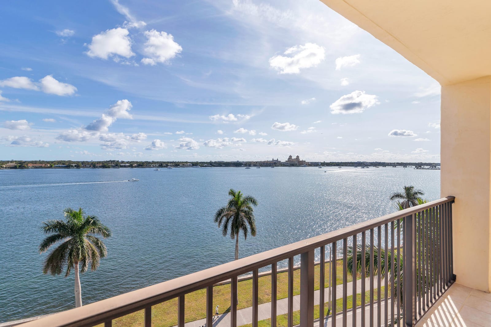 1801 N Flagler Drive 840, West Palm Beach, FL 33407