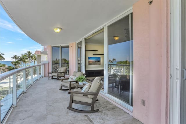 2051 SE 3rd Street 409, Deerfield Beach, FL 33441