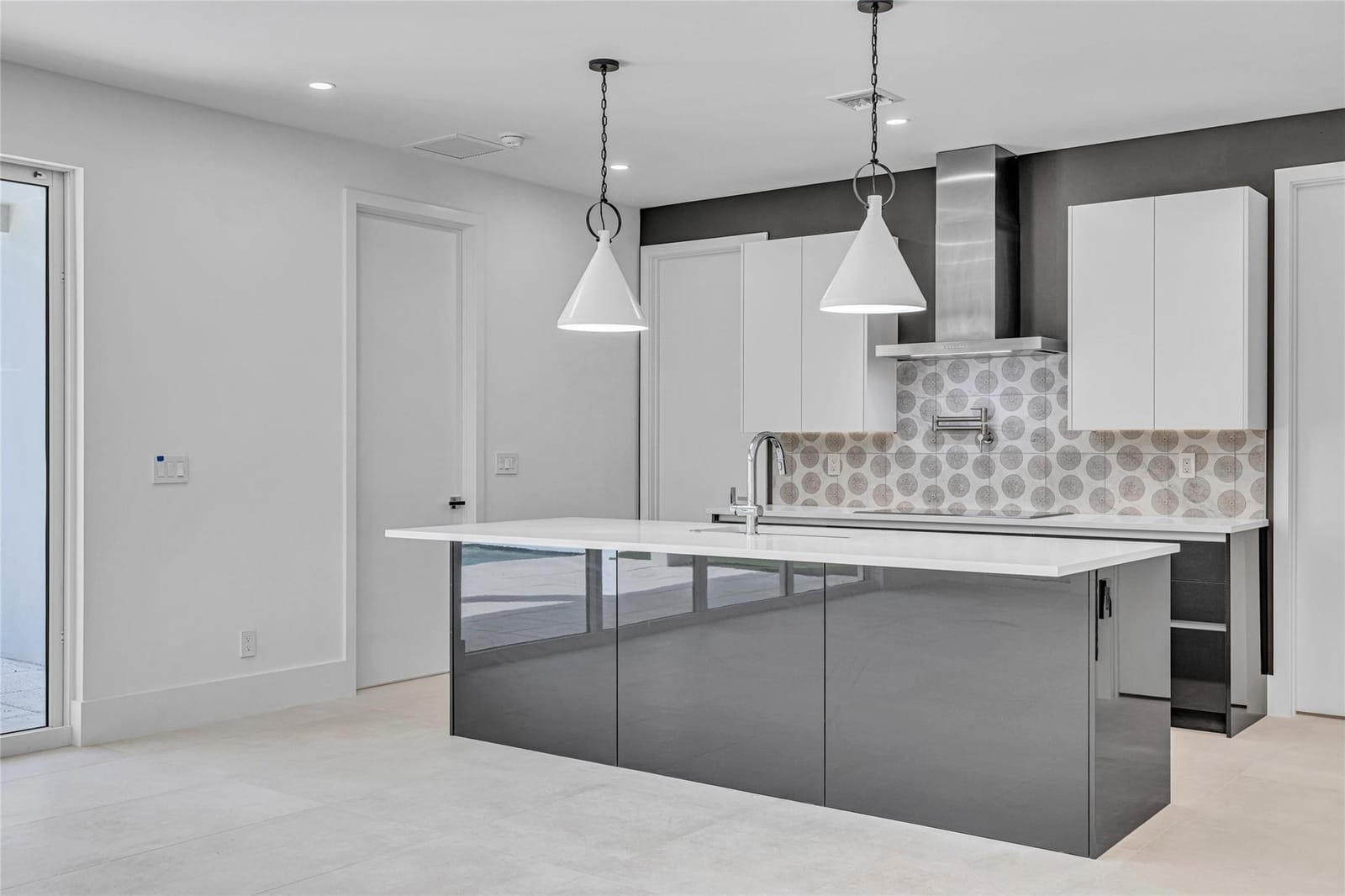 1504 NE 6th Court, Fort Lauderdale, FL 33304 photo 9