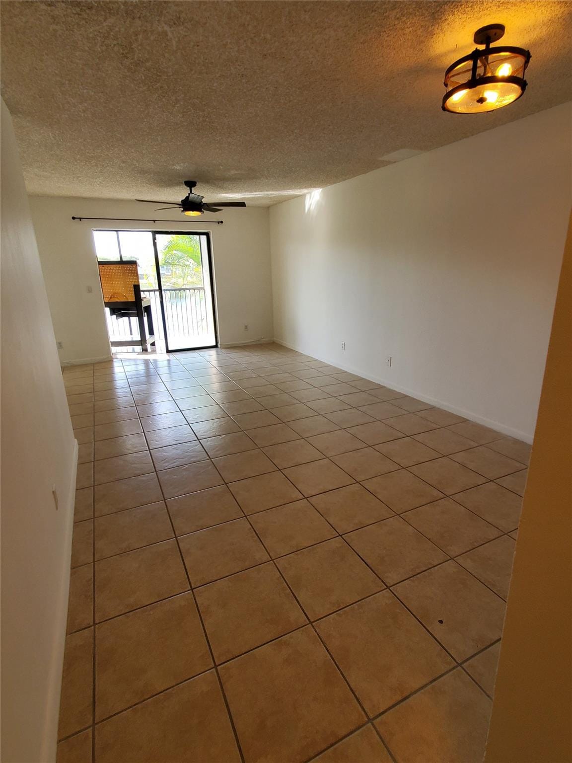 940 NW 106th Terrace 203, Pembroke Pines, FL 33026