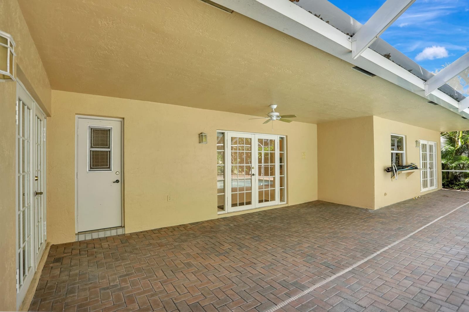 2041 Oakmont Terrace, Coral Springs, FL 33071 photo 19