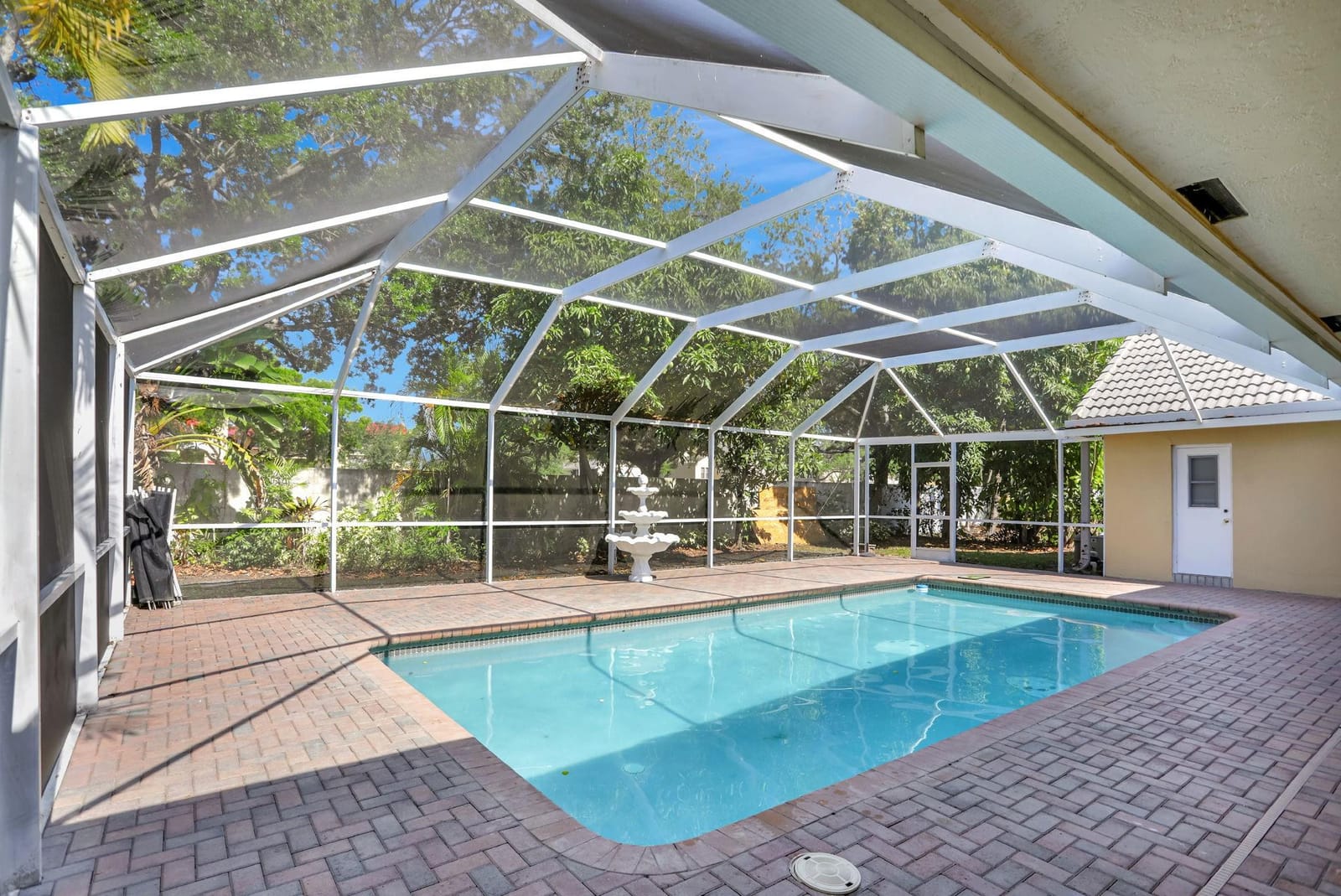 2041 Oakmont Terrace, Coral Springs, FL 33071 photo 21