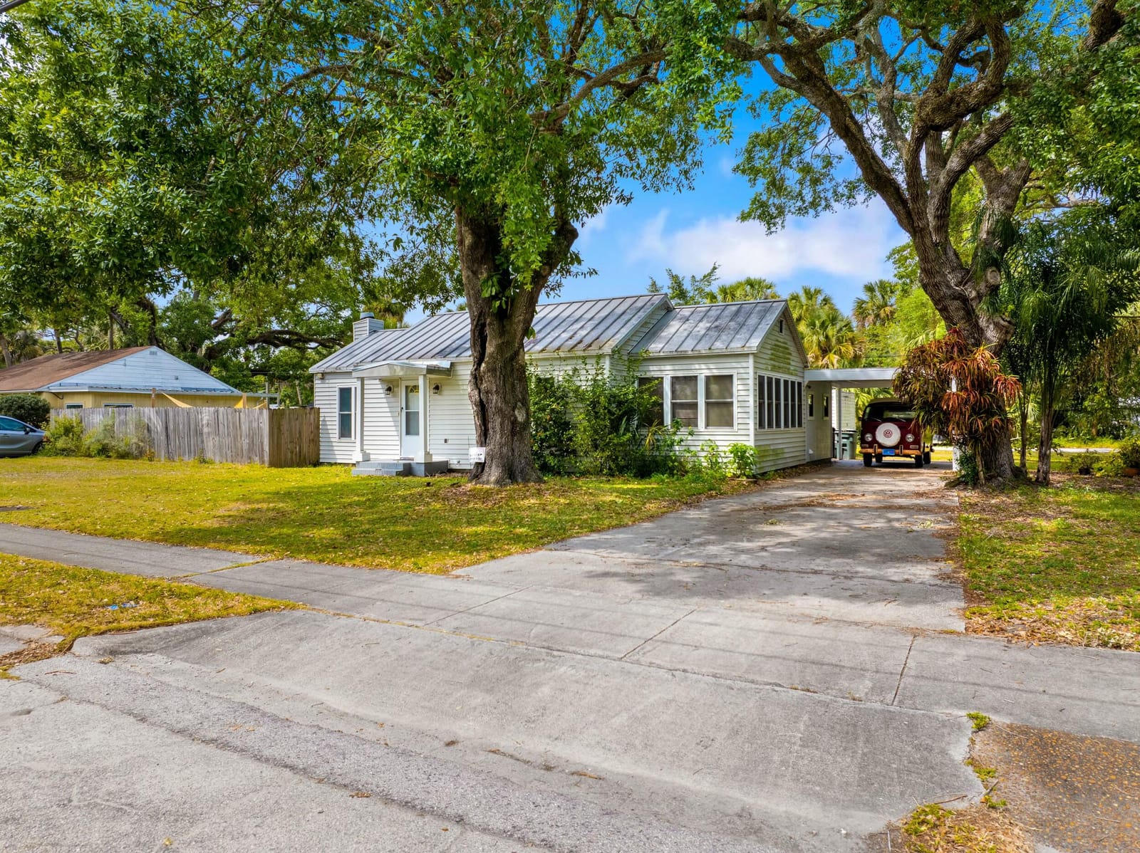 806 Citrus Avenue, Fort Pierce, FL 34950 photo 2