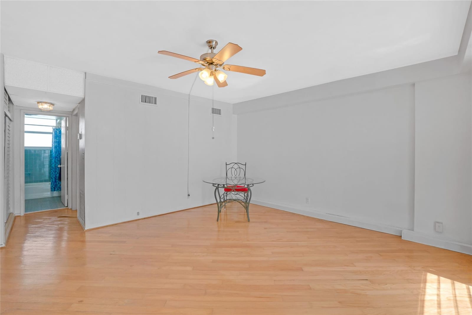 1920 S Ocean Drive 606 — photo 9