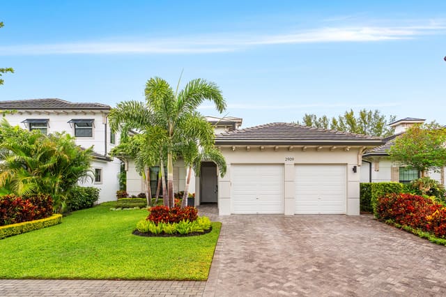 2909 Gin Berry Way, sold in Banyan Cay Resort Community Plat, West Palm Beach, FL
