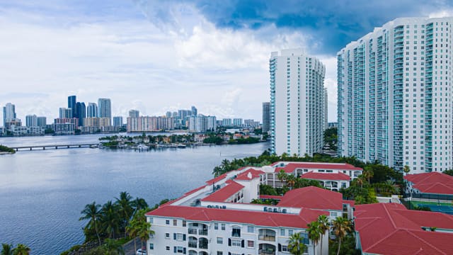 3250 NE 188th Street Lph08, sold in Echo Condo, Aventura, FL
