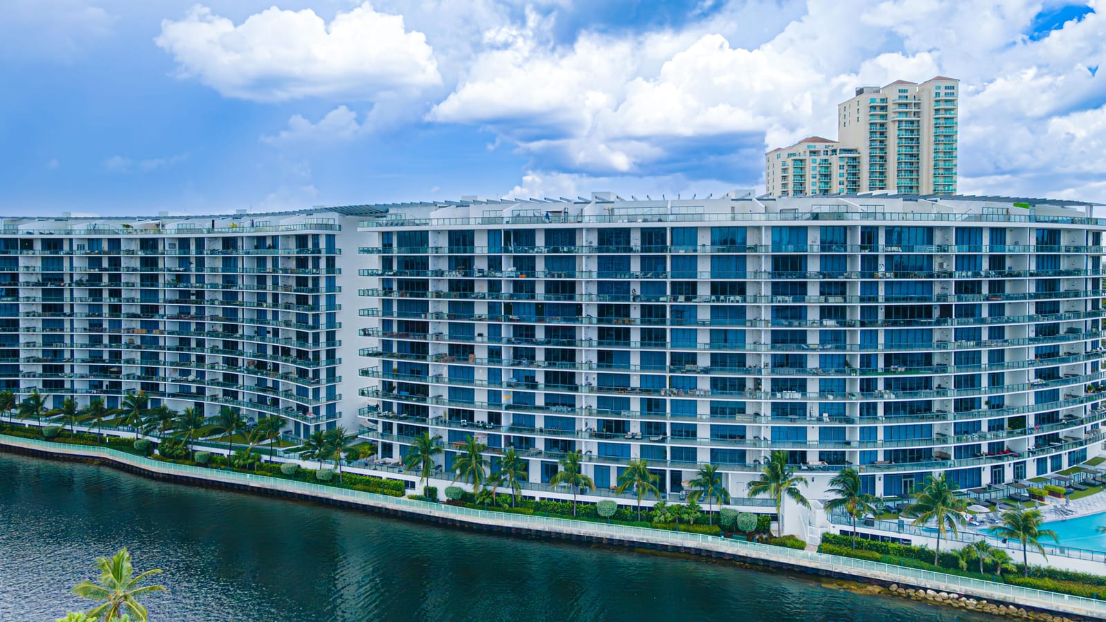 3250 NE 188th Street Lph08, Aventura, FL 33180 photo 2