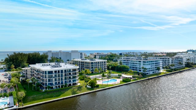 2778 S Ocean Boulevard 306s, sold in Sutton Place Condo, Palm Beach, FL